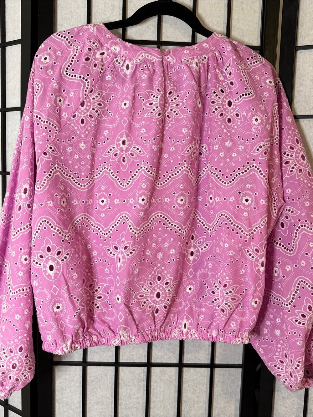 Joie Light Purple Eyelet Peasant Blouse Medium - Picture 2 of 5